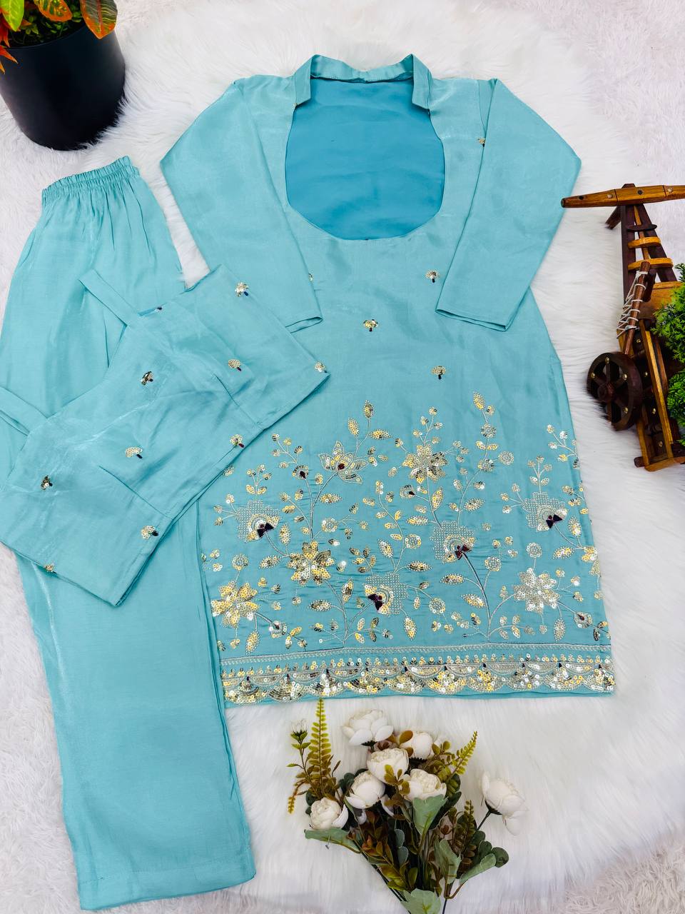 Premium Ready-to-Wear Kurta Set with Embroidered Glass Roman Fabric – Stylish and Comfortable Two-Piece Ensemble