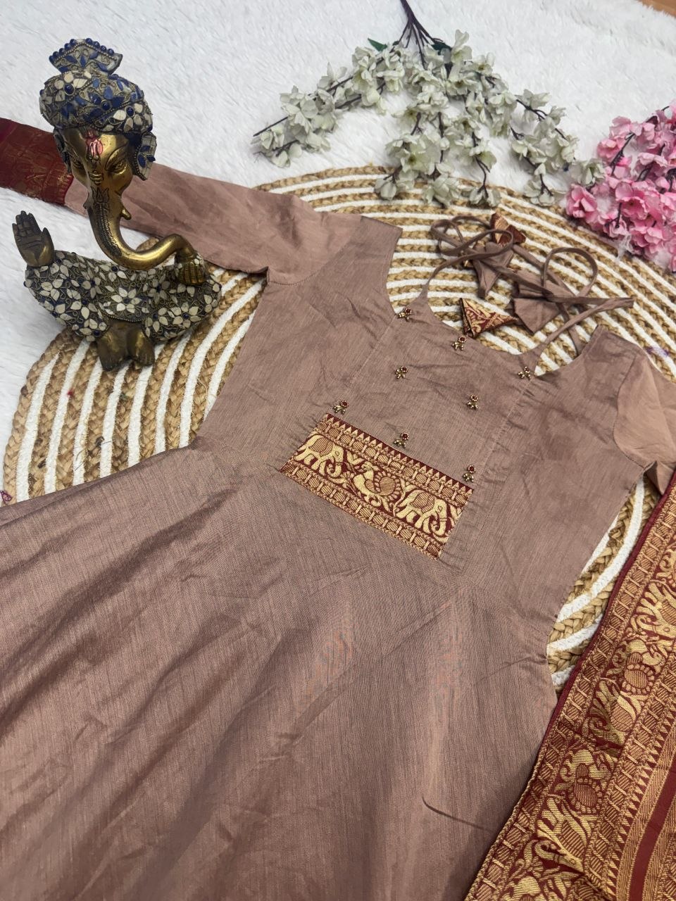 Trendy Traditional Outfit