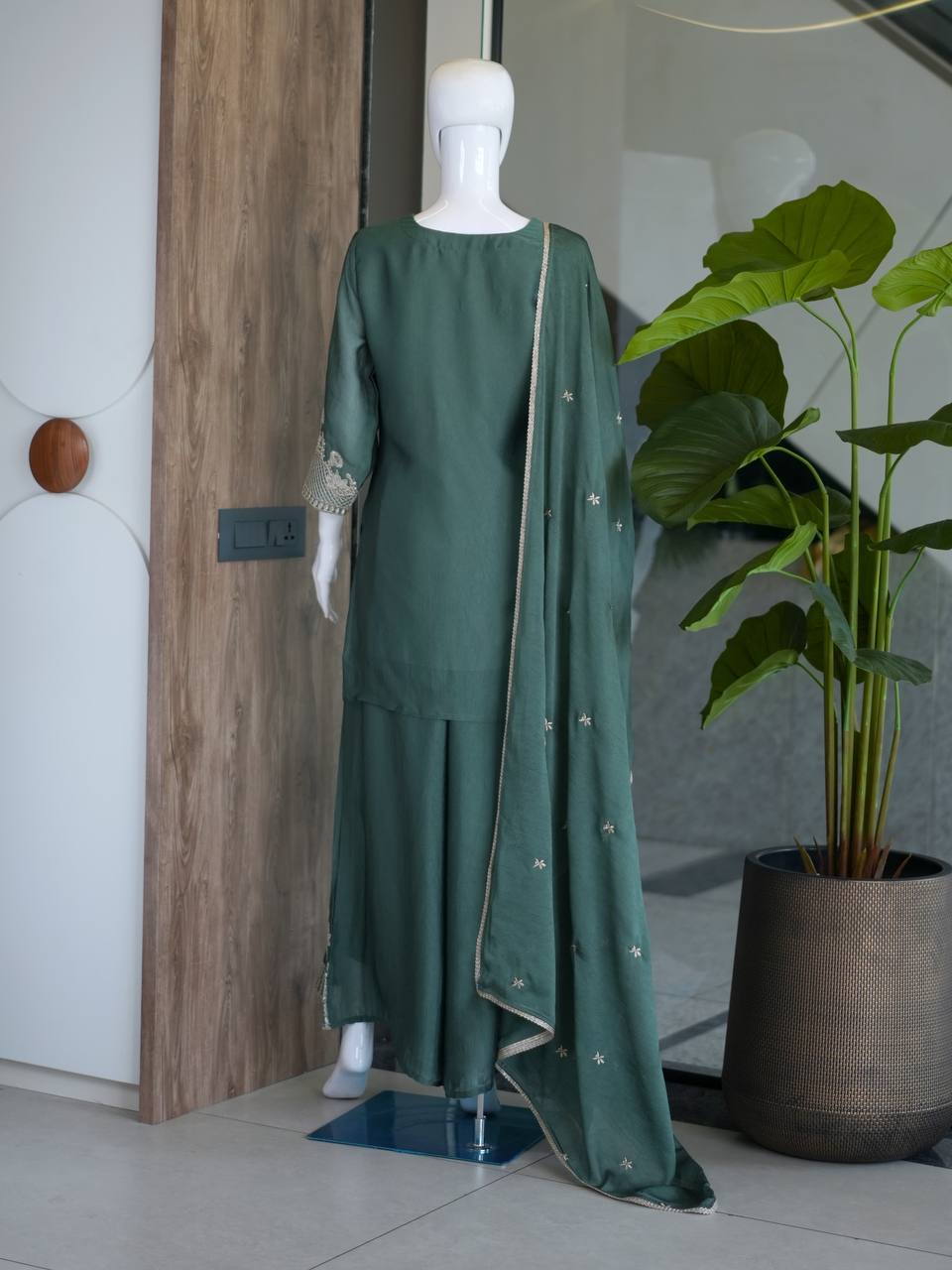 RangBhoomi Designer Wear Festival Special Collection – Elegant Woman’s Ethnic Ensemble with Embroidered Rangoli Crush Fabric