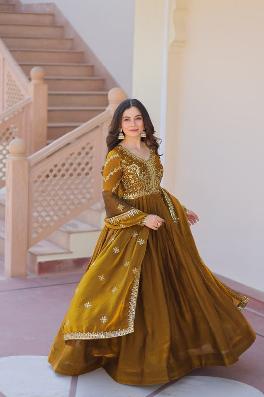 Grandeur Gown