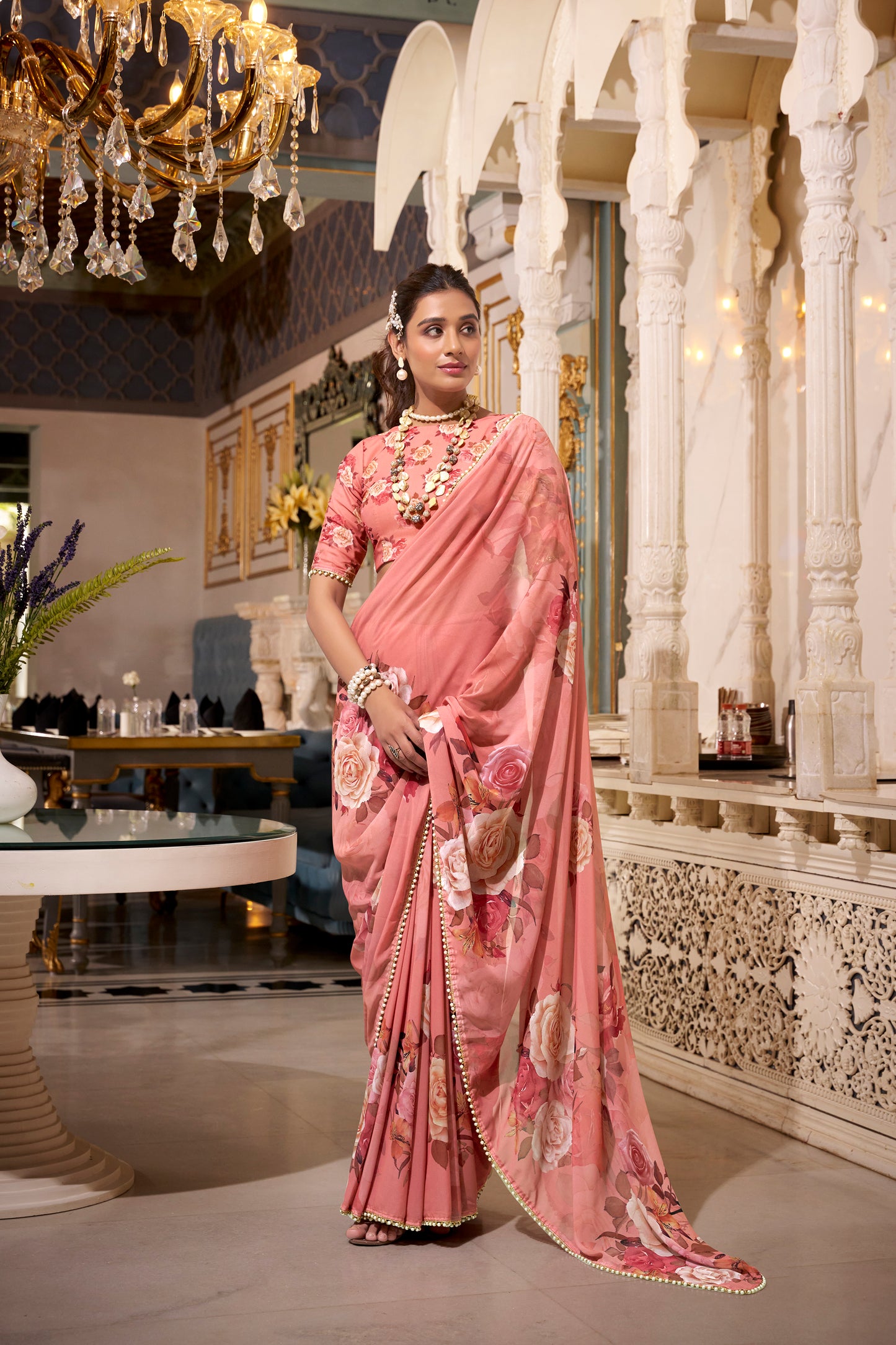 Elegant Georgette Saree - Floral Design, Lightweight Fabric