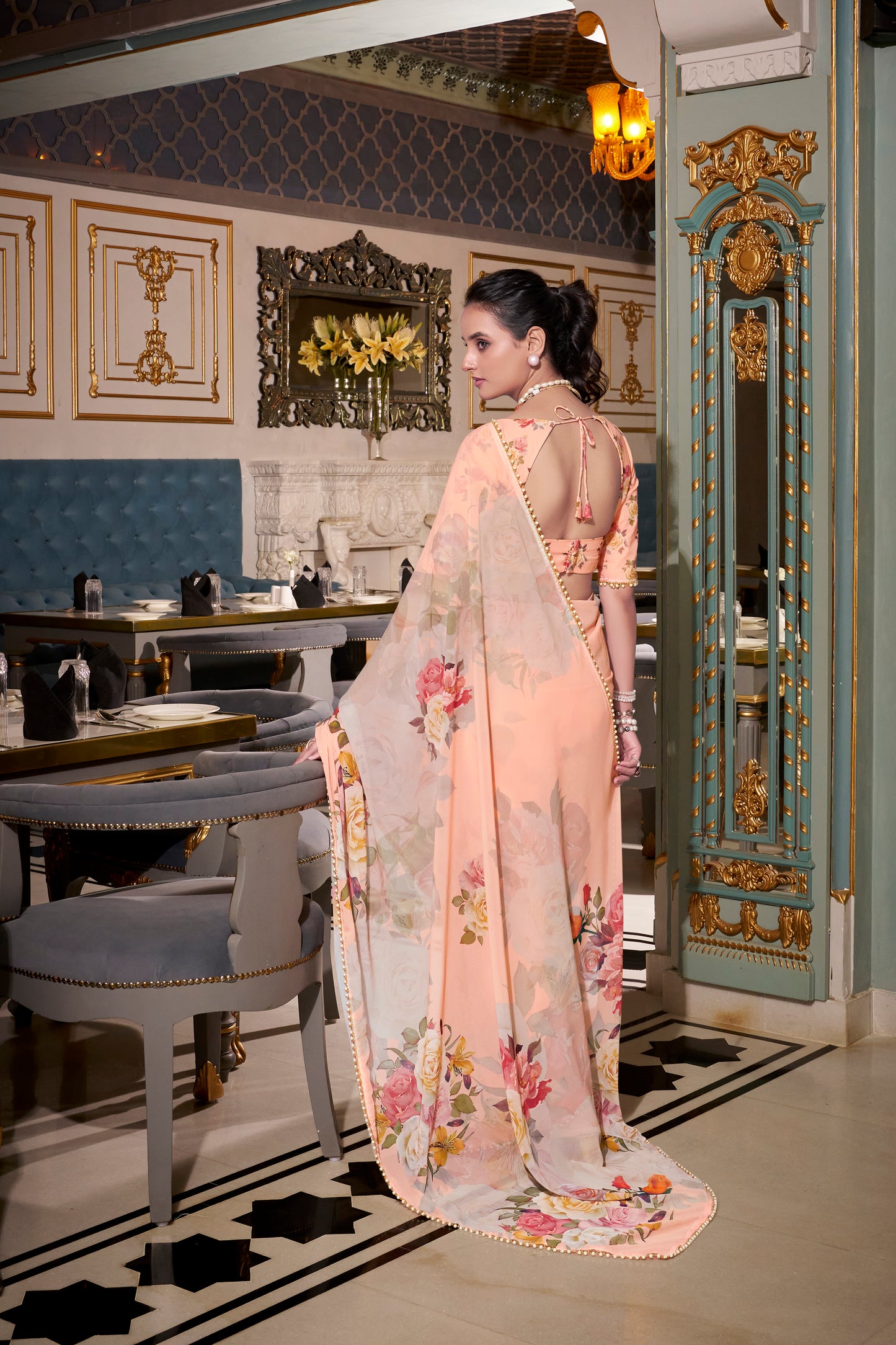Elegant Georgette Saree - Floral Design, Lightweight Fabric