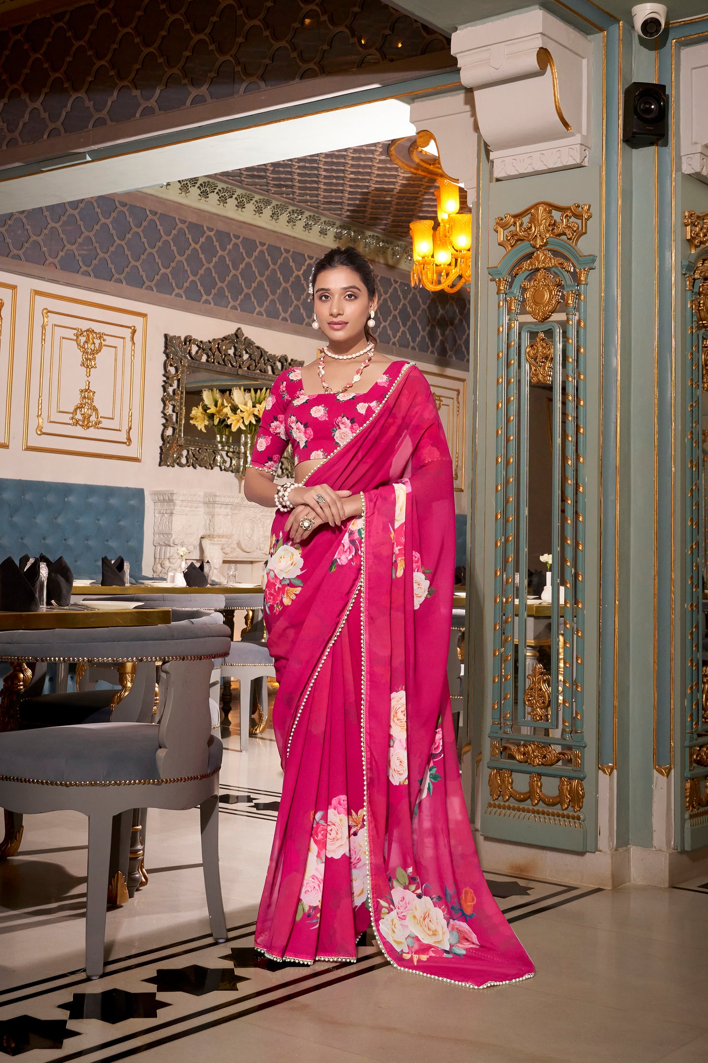 Elegant Georgette Saree - Floral Design, Lightweight Fabric