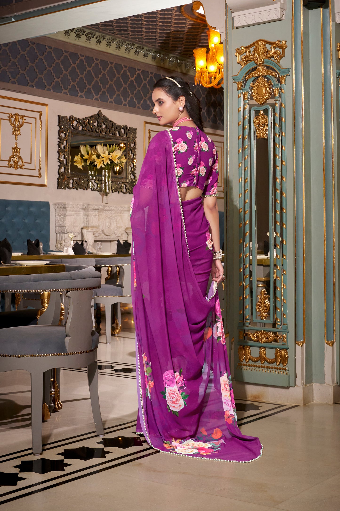 Elegant Georgette Saree - Floral Design, Lightweight Fabric
