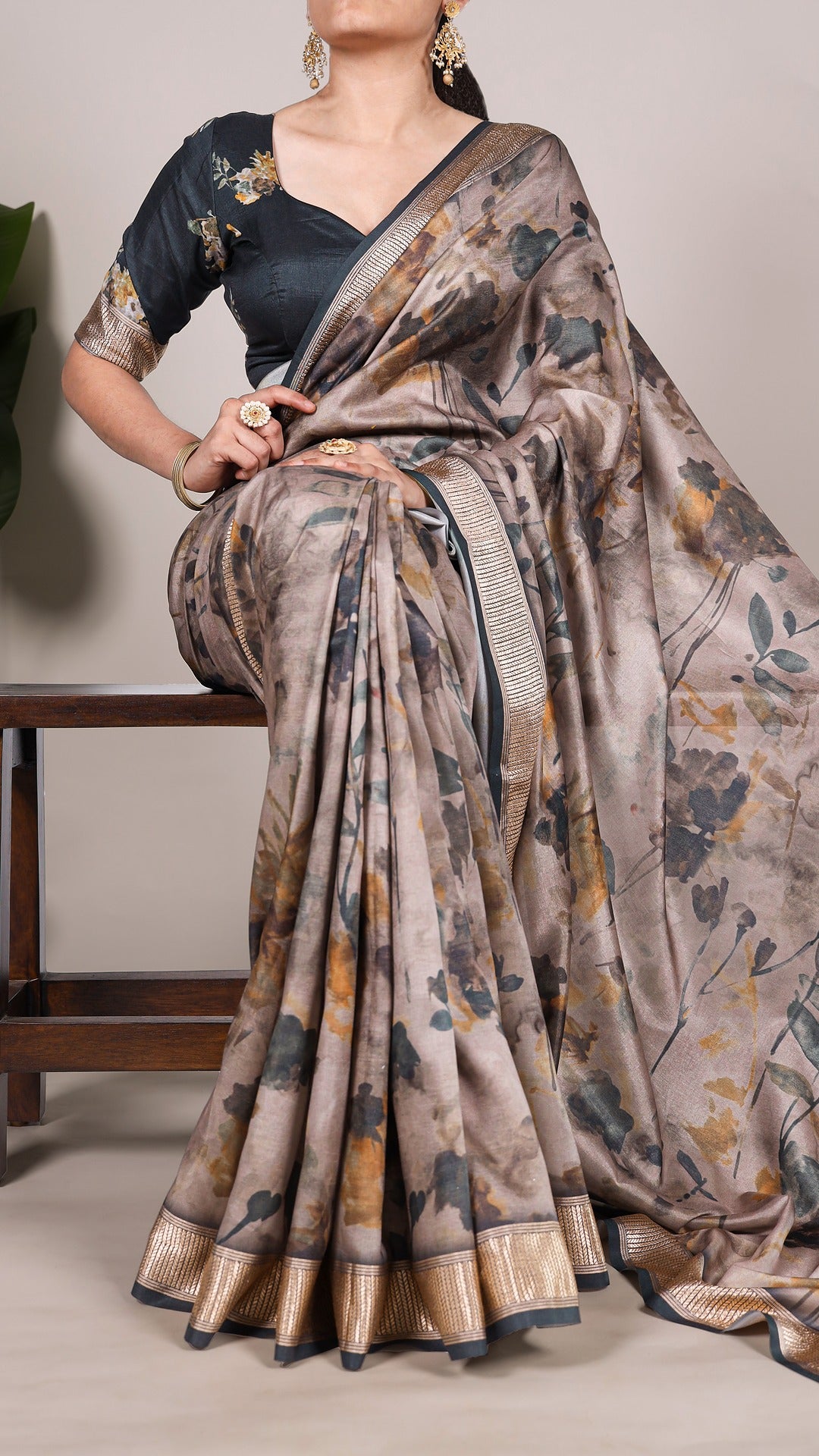 Elegant Floral Print Saree