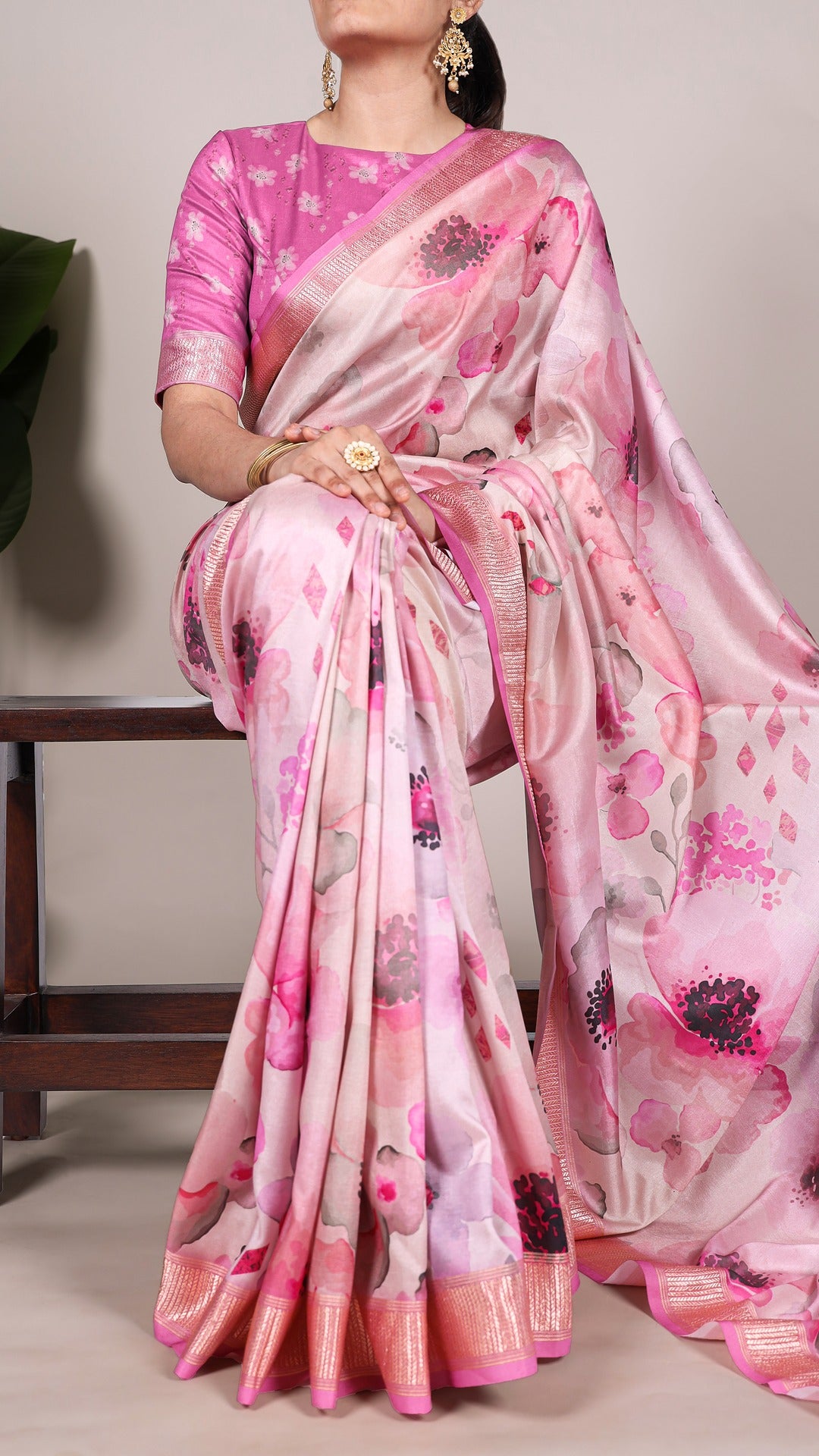 Elegant Floral Print Saree