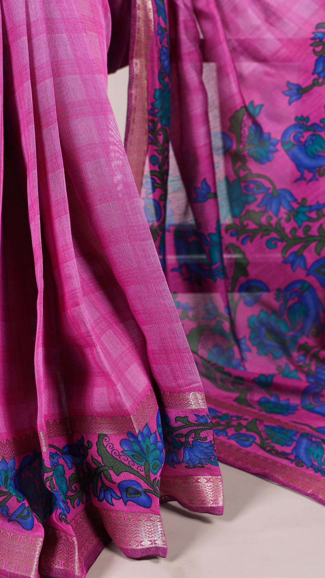Elegant Handcrafted Saree