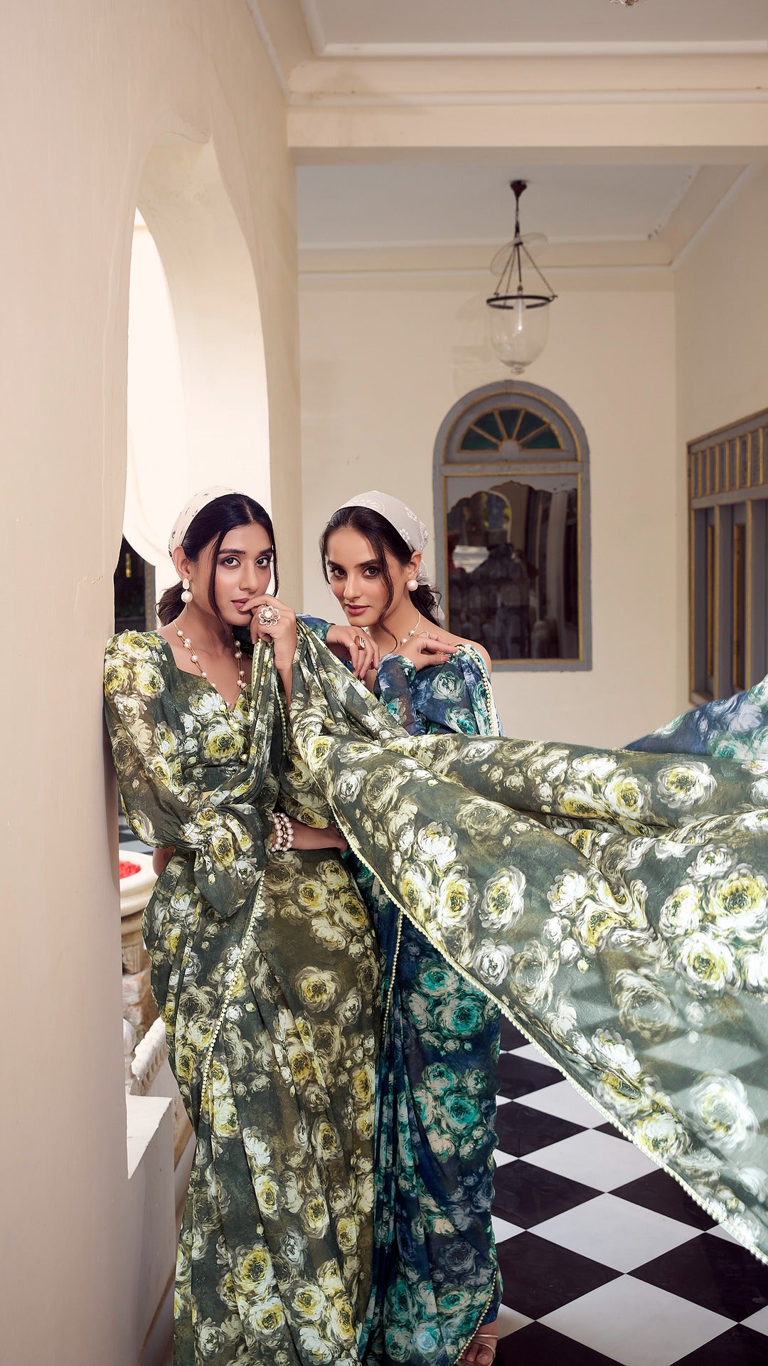Elegant floral print saree