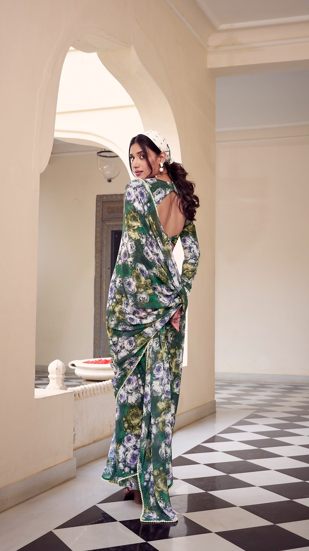 Elegant floral print saree