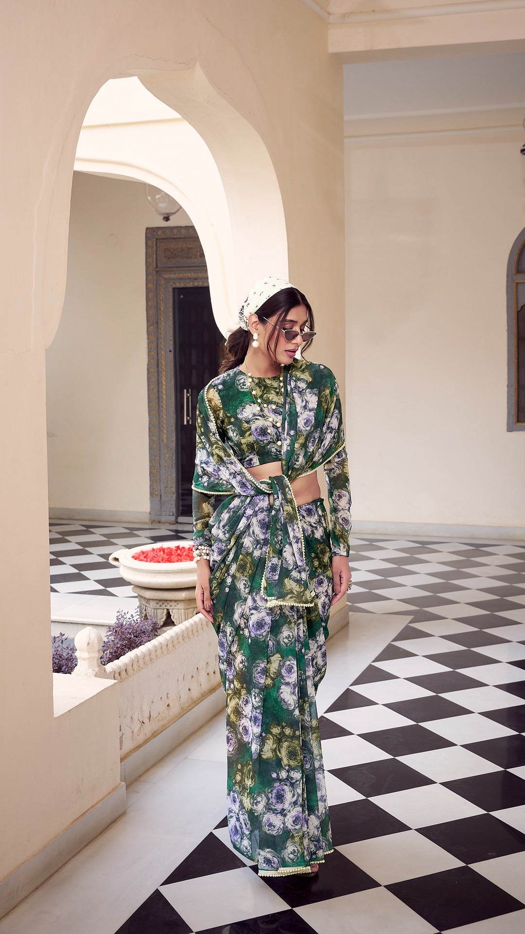 Elegant floral print saree