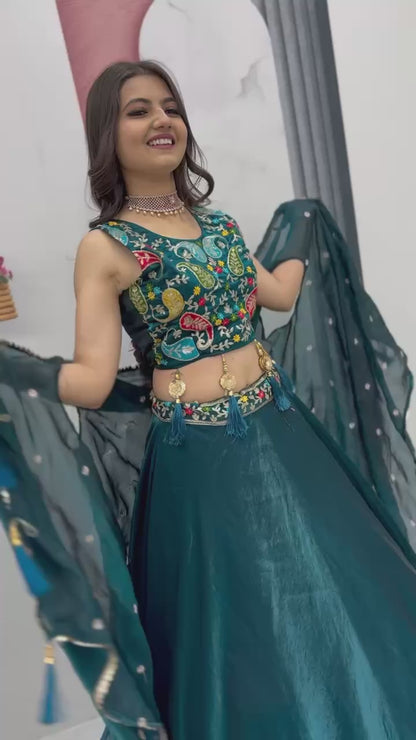 RB Latkan Lehenga