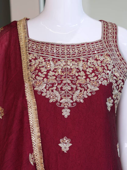 Designer Fusion Style Luxury Edition – Elegant 2-Tone Ensemble with Embroidery and Sequins