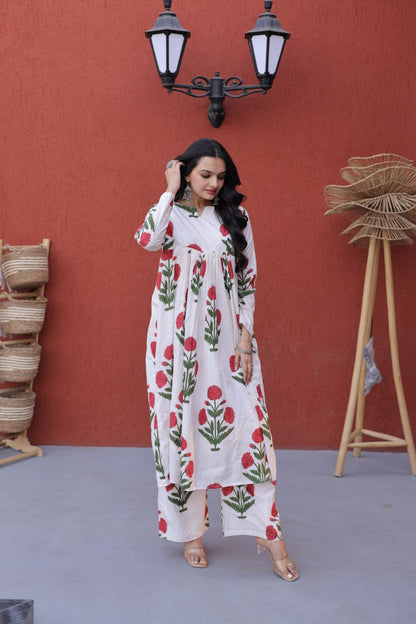 Premium Ready-to-Wear Kurti and Pant Set in Printed Cotton for Elegant Comfort