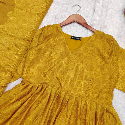 Close-up of the Golden Bandhani Anarkali Suit Set bodice. Ethnic dress.