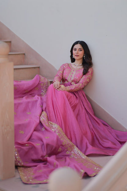 Trending Gold Gown: Crush Fabric, Embroidered Dupatta