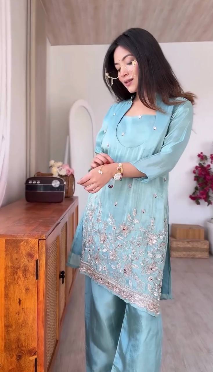 Premium Ready-to-Wear Kurta Set with Embroidered Glass Roman Fabric – Stylish and Comfortable Two-Piece Ensemble