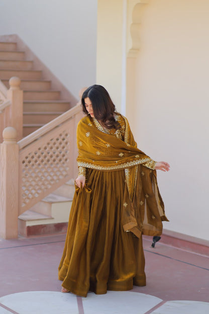 Grandeur Gown