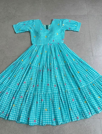 RangBhoomi Elegant New Cotton Sunflower Print Midi Dress with Realistic Modeling