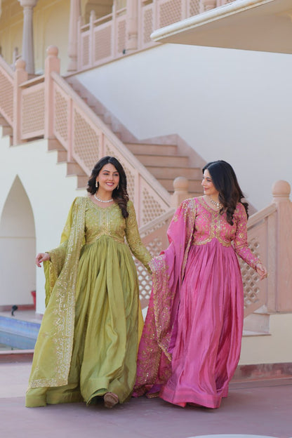 Trending Gold Gown: Crush Fabric, Embroidered Dupatta