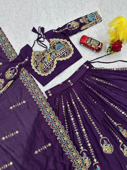 Elegant Festival Lehenga Choli Set with Heavy Embroidery and Sequins