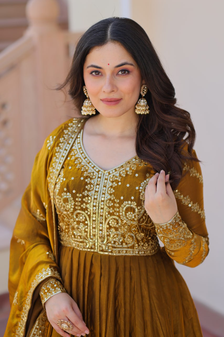 Grandeur Gown