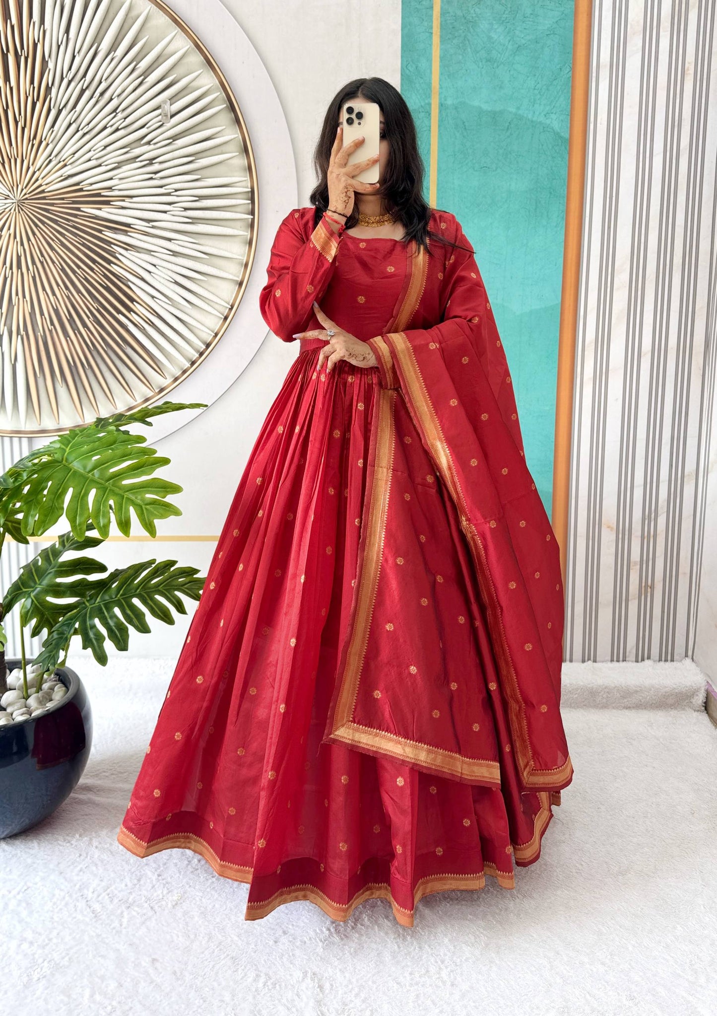 Elegant Handloom Cotton Gown with Matching Dupatta – Inspired by Bigg Boss Star Tanuja