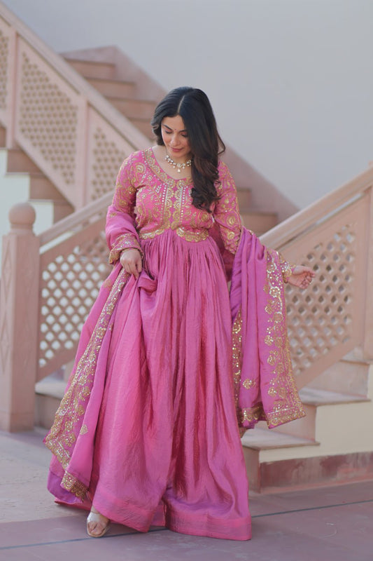 Trending Gold Gown: Crush Fabric, Embroidered Dupatta