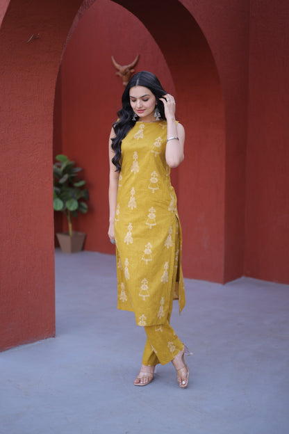 Premium Ready-to-Wear Kurti with Matching Pants – Printed Cotton Set for Elegant Comfort