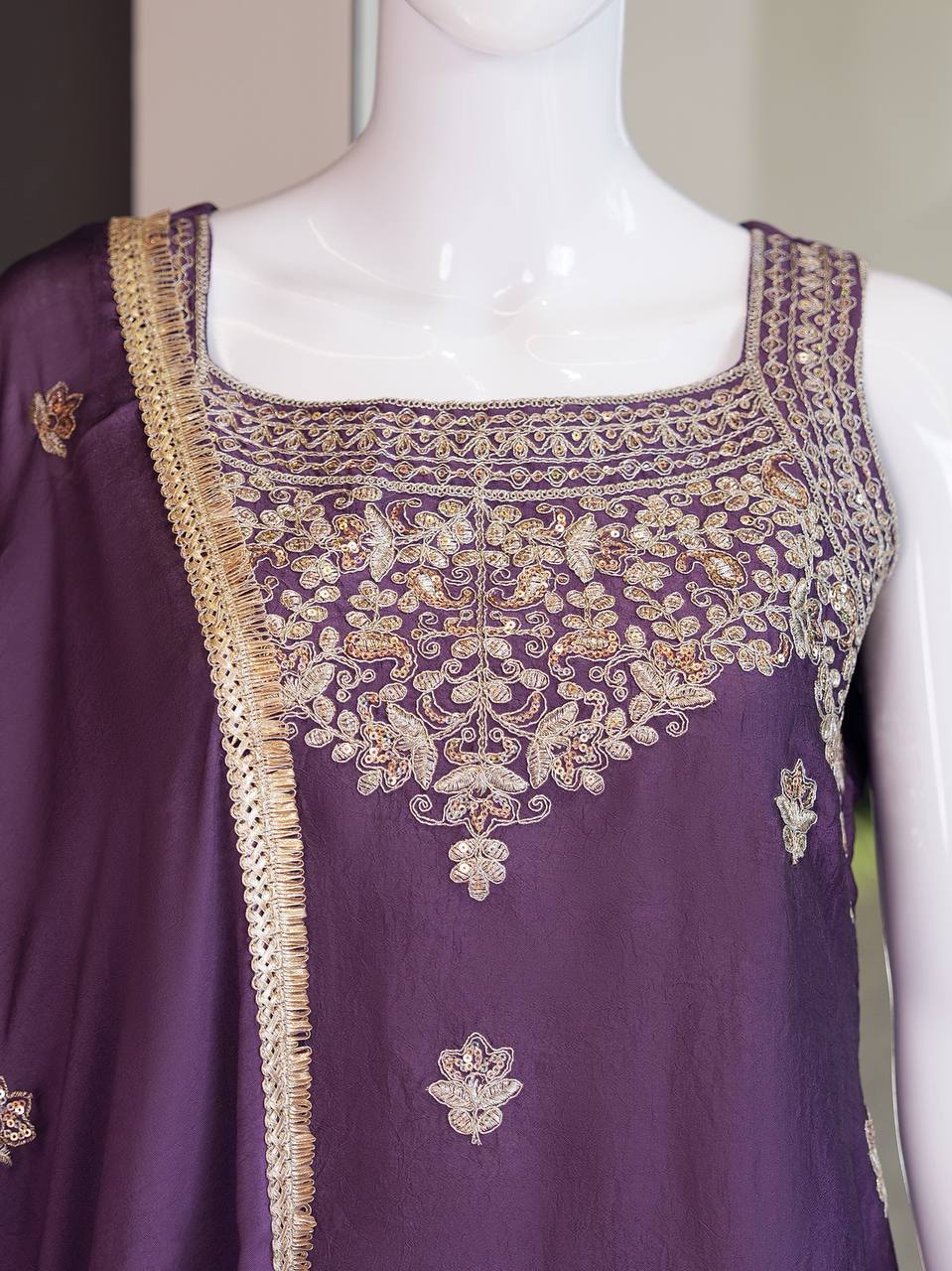 Designer Fusion Style Luxury Edition – Elegant 2-Tone Ensemble with Embroidery and Sequins