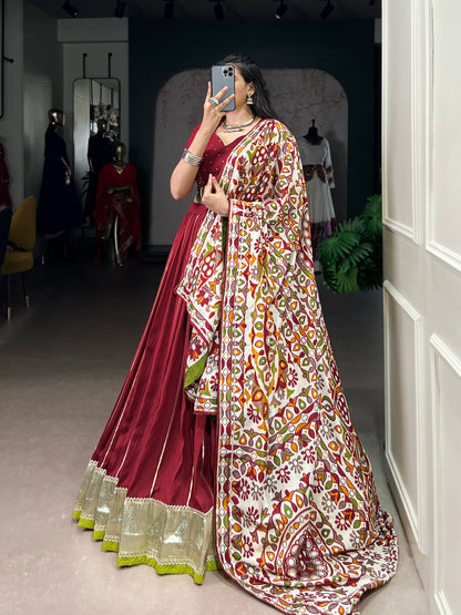 Chanderi Garba Choli with Zari-Embellished Tasar Silk Dupatta for an Elegant Festive Appearance