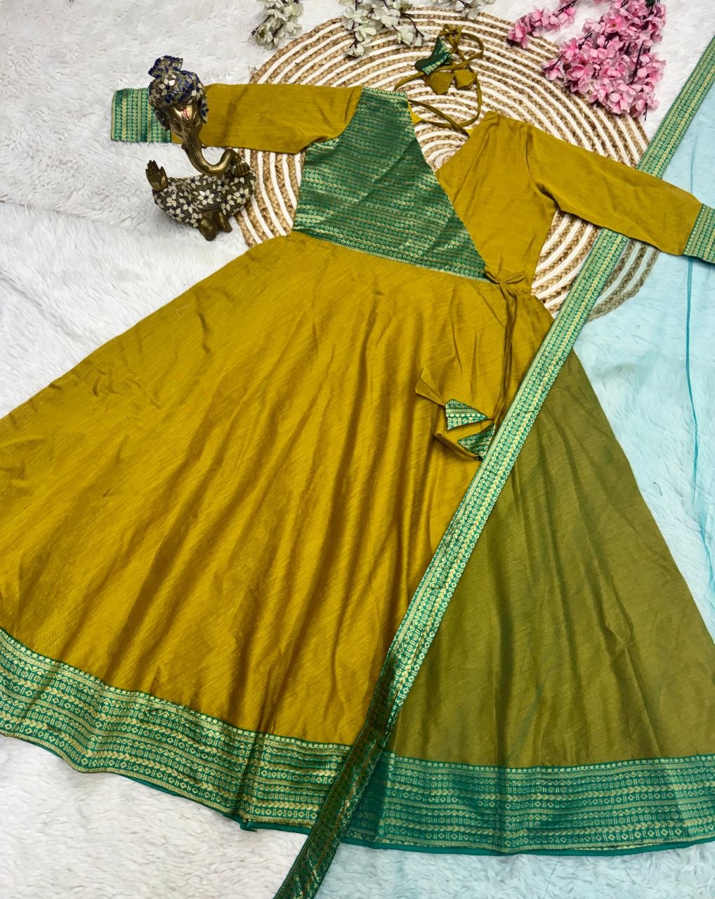 RangBhoomi Trendy Traditional Span Cotton Top with Jacquard Zari Border & Soft Net Dupatta