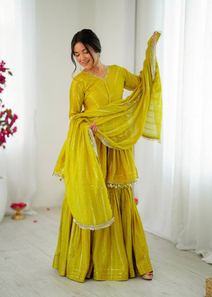 Elegant Women's Ethnic Ensemble with Real Mirror and Handwork – Ready-to-Wear Mal Chanderi Set with Sharara Palazzo and Mirror Lace Dupatta
