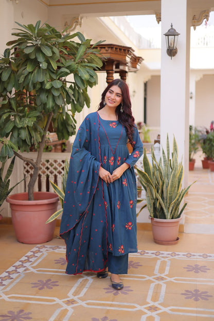 Premium Ready-to-Wear Kurti Set with Pant and Embroidered Dupatta – Comfortable Cotton Ensemble