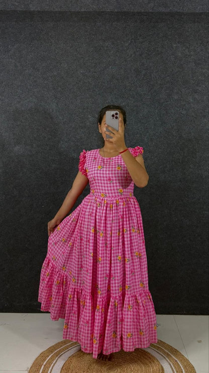 RangBhoomi Elegant New Cotton Sunflower Print Midi Dress with Realistic Modeling