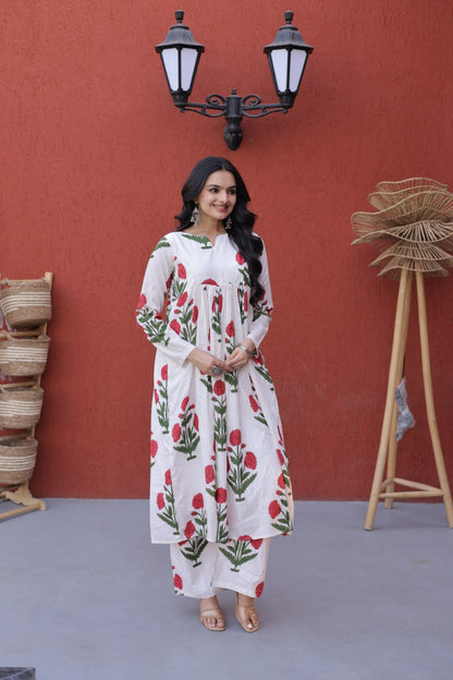 Premium Ready-to-Wear Kurti and Pant Set in Printed Cotton for Elegant Comfort