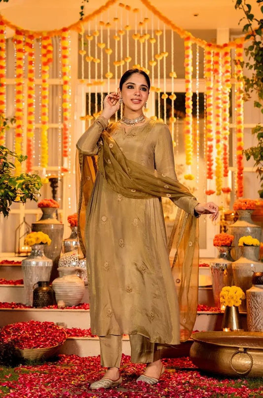 RangBhoomi Elegant Festival 3-Piece Set in Premium Chanderi Silk with Exquisite Embroidery and Organza Dupatta