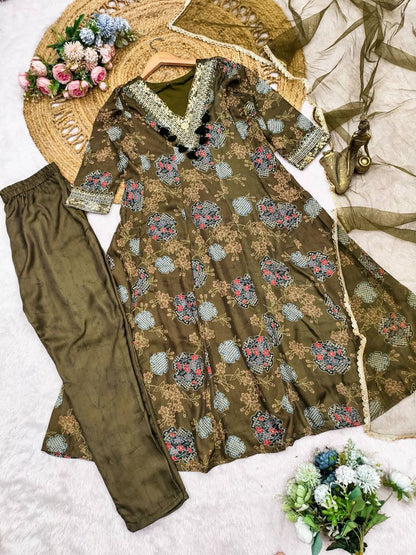 Elegant Anarkali Salwar Suit with Digital Print & Dupatta