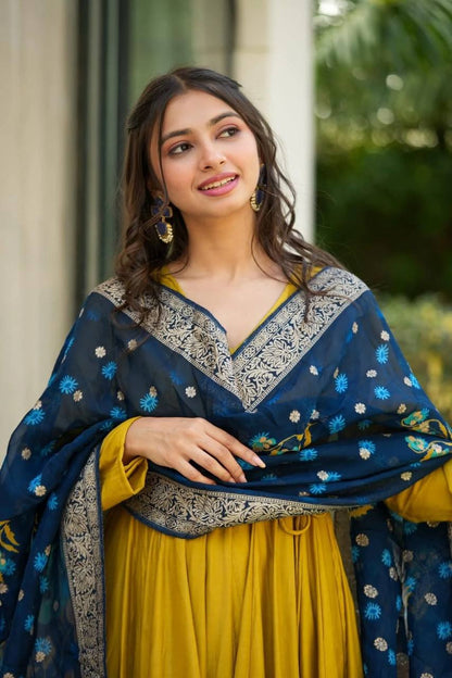 Nayab Suit