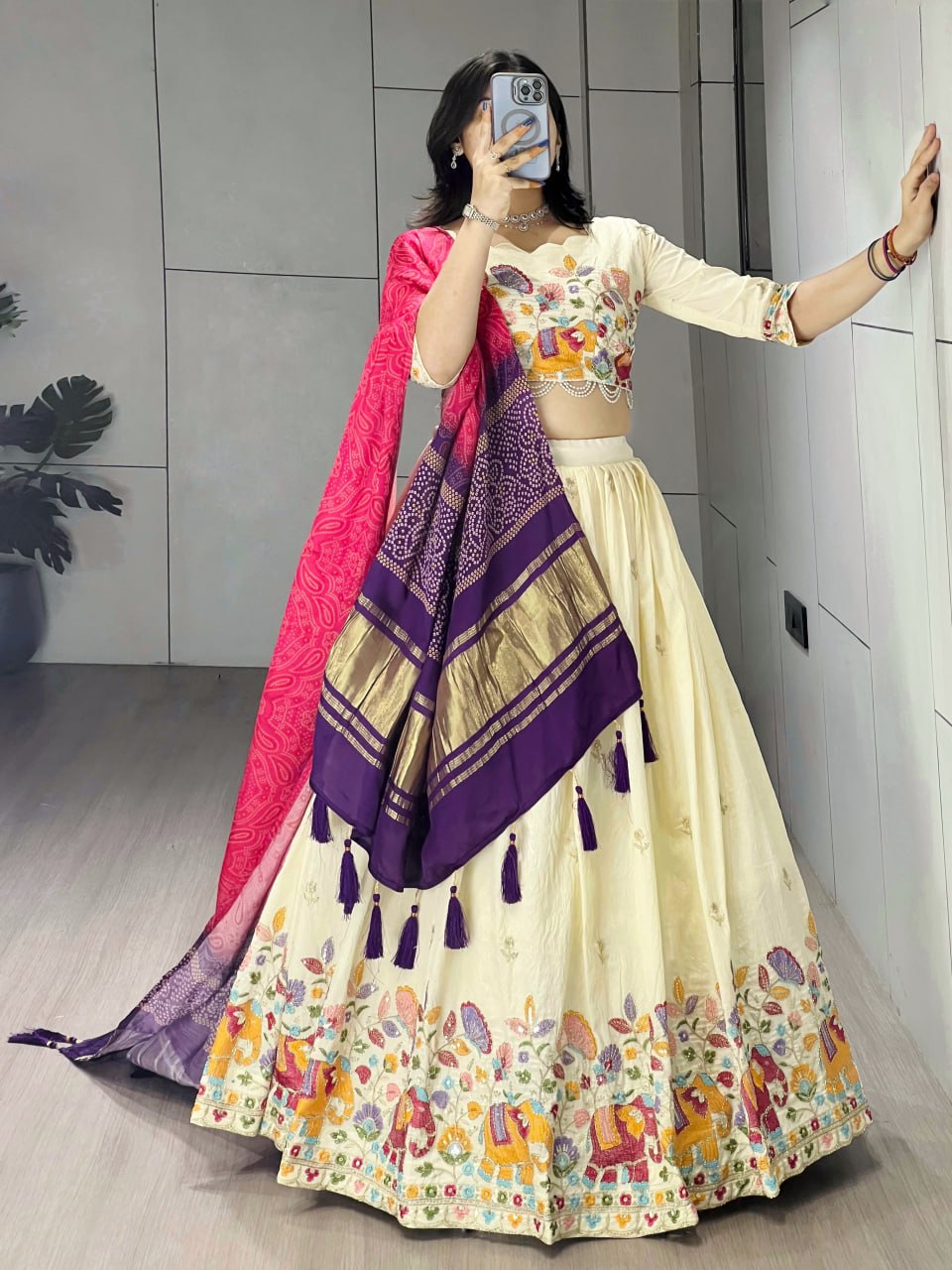 Elegant Traditional Ethnic Lehenga Choli Ensemble with Embroidered Crush Vichitra Fabric and Pure Gaji Silk Dupatta