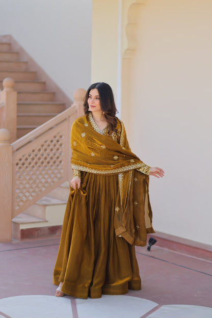Grandeur Gown