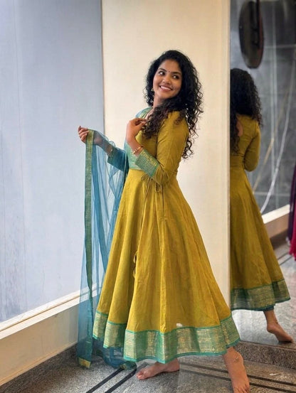 RangBhoomi Trendy Traditional Span Cotton Top with Jacquard Zari Border & Soft Net Dupatta