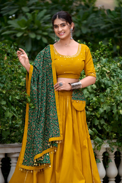 Elegant Fully Stitched Designer Lehenga Choli Set with Exquisitely Embroidered Dupatta and Matching Purse