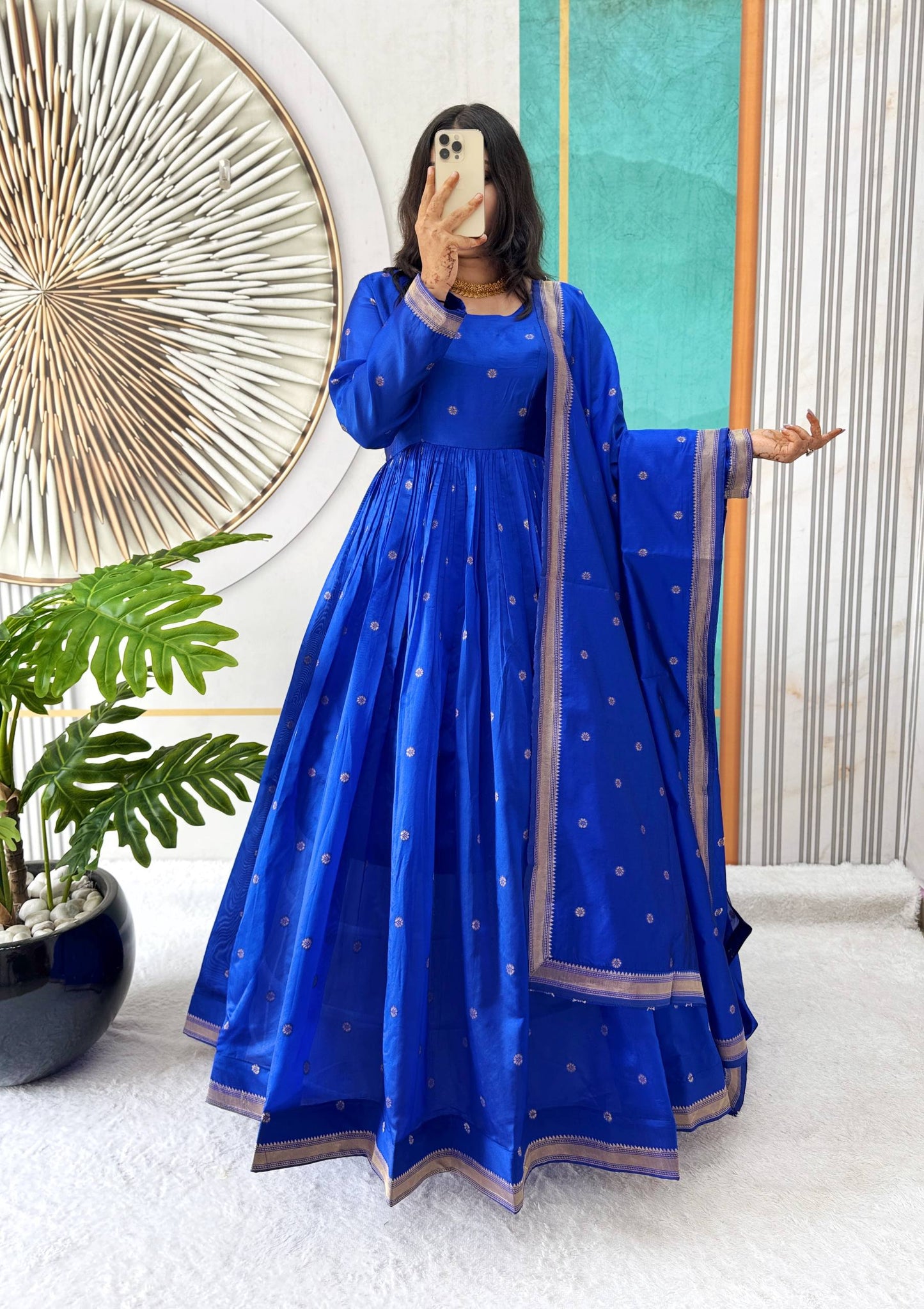 Elegant Handloom Cotton Gown with Matching Dupatta – Inspired by Bigg Boss Star Tanuja