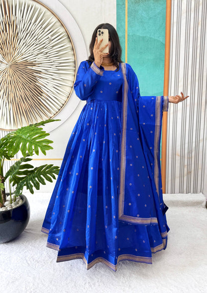 Elegant Handloom Cotton Gown with Matching Dupatta – Inspired by Bigg Boss Star Tanuja