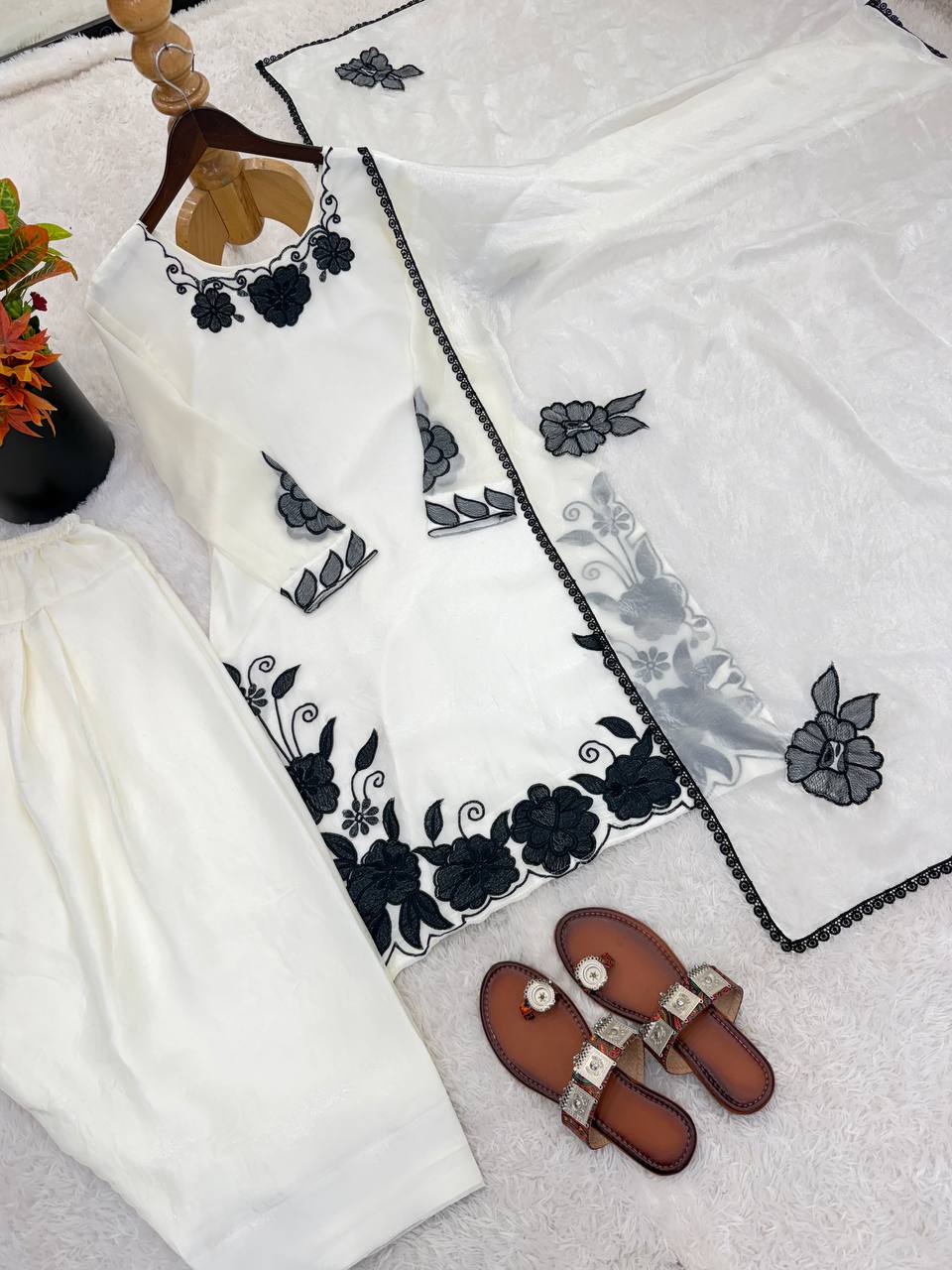Elegant Women’s Ethnic Silk Ensemble with Embroidered Detailing and Ready-to-Wear Stitching