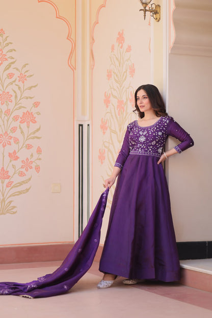 Elegant Gold Crush Embroidered Gown and Designer Dupatta Set
