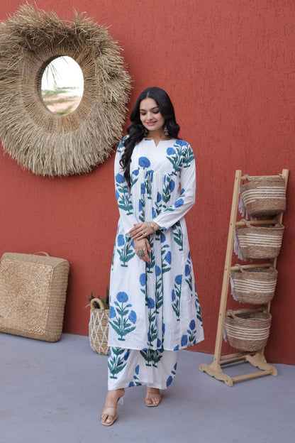 Premium Ready-to-Wear Kurti and Pant Set in Printed Cotton for Elegant Comfort