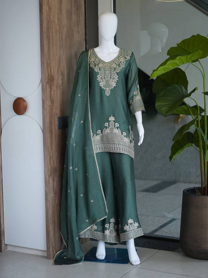 RangBhoomi Designer Wear Festival Special Collection – Elegant Woman’s Ethnic Ensemble with Embroidered Rangoli Crush Fabric