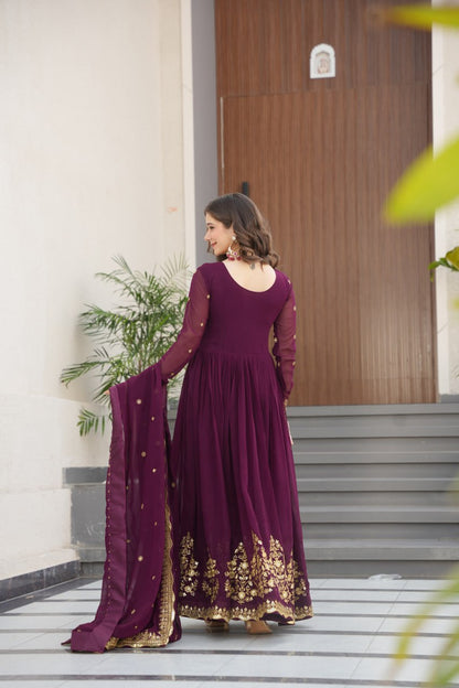 Exquisite Designer Gown with Dupatta – Limited Edition 2025