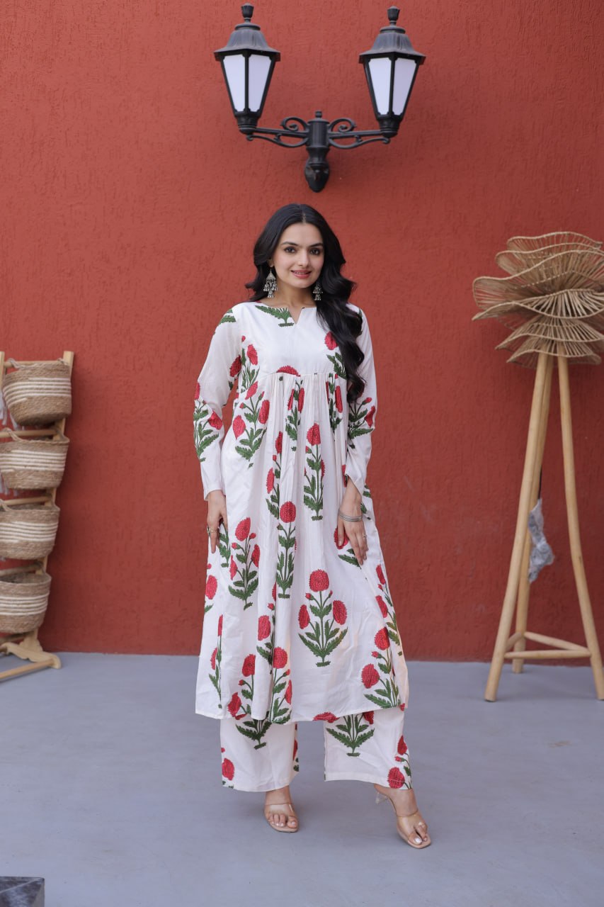 Premium Ready-to-Wear Kurti and Pant Set in Printed Cotton for Elegant Comfort